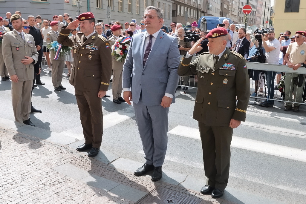 Česká republika si připomíná hrdinný boj parašutistů v kryptě pravoslavného kostela sv. Cyrila a Metoděje
