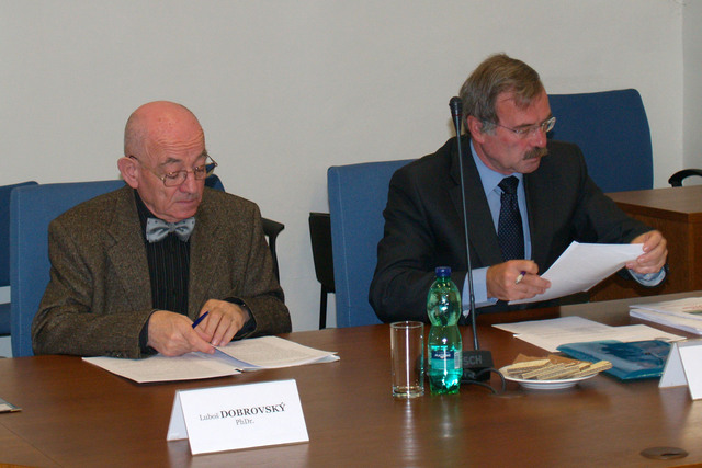 Luboš Dobrovský 