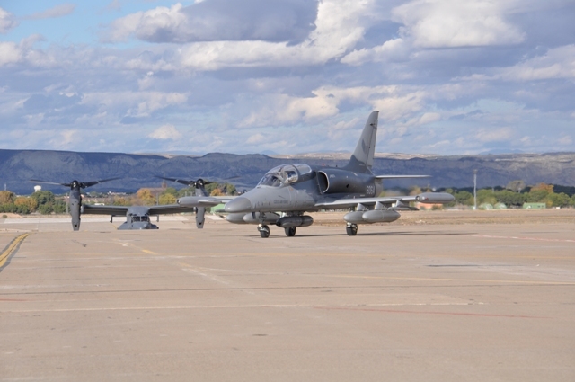 Druhý letoun z dvojice se vrací v pořádku