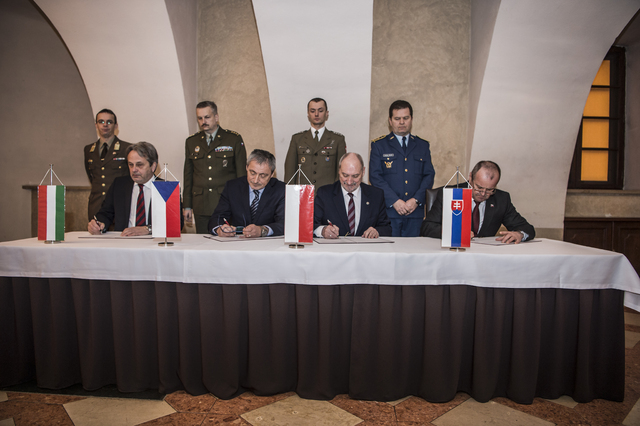 Ministři podepsali společnou deklaraci