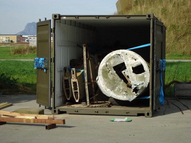 Nakládání a vykládání Pe-2