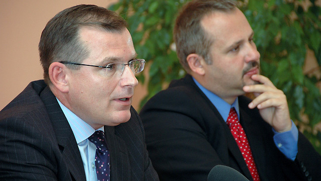 Jiří Šedivý jako člen Komise pro přípravu Bílé knihy o obraně