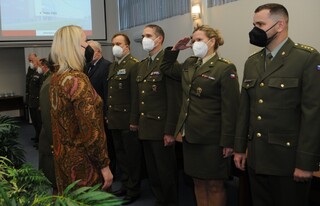 Ministryně se seznámila s vedoucími pracovníky univerzity