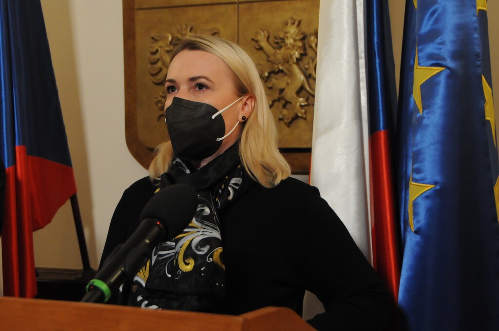 Ministryně obrany na společné tiskové konferenci k situaci na Ukrajině