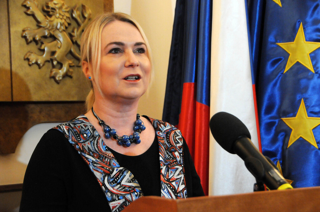 Ministryně obrany Jana Černochová na dnešní tiskové konferenci