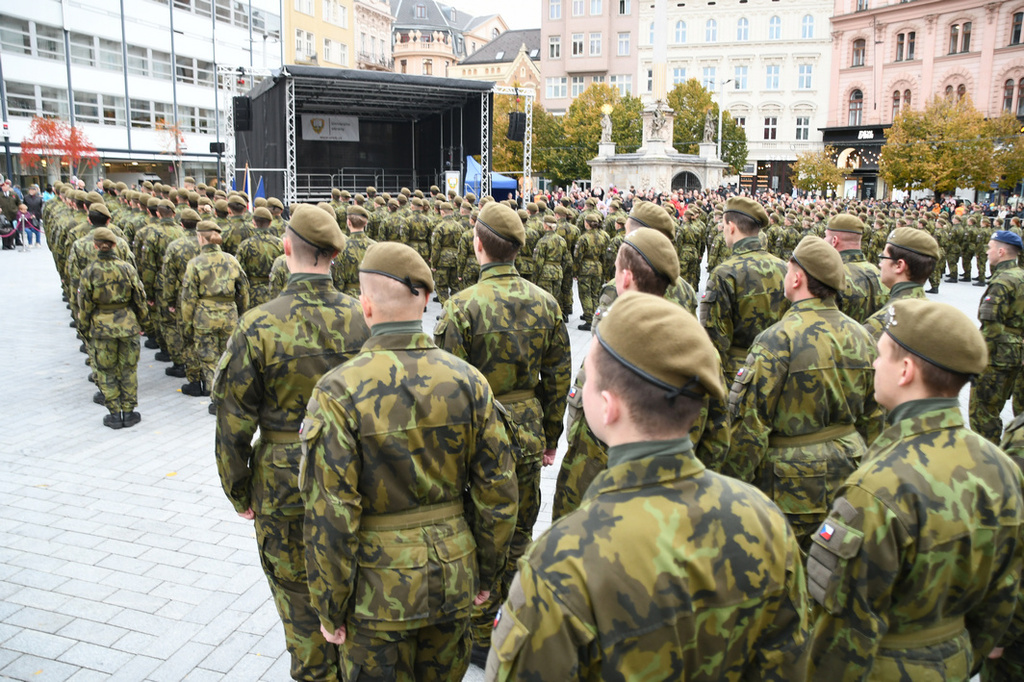 Studenti Univerzity obrany složili vojenskou přísahu