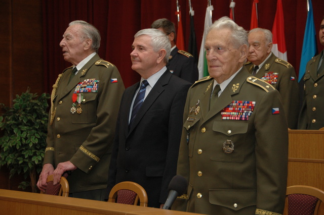 Generálové Herc, Beer a Vladimír Karaffa