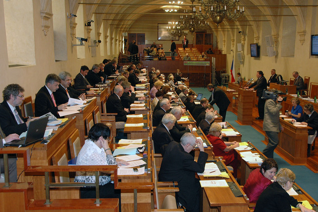 Senát schválil zahraniční mise armády na příští dva roky 1