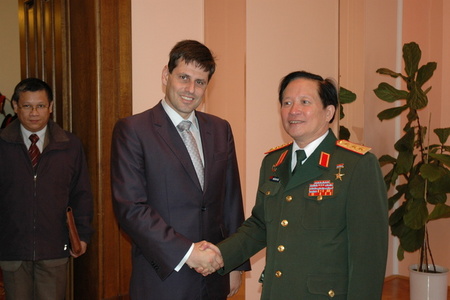 Michael Hrbata jednal s vietnamským generálem