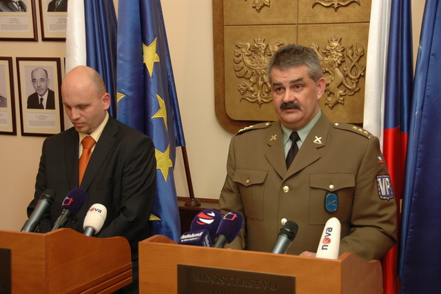 Z tiskové konference
