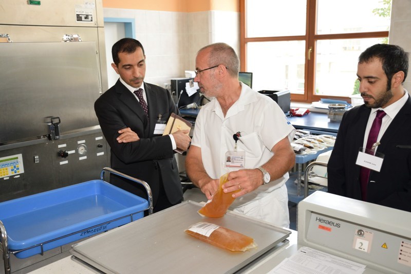Vojenští zdravotníci ze Spojených arabských emirátů na stáži v Ústřední vojenské nemocnici v Praze