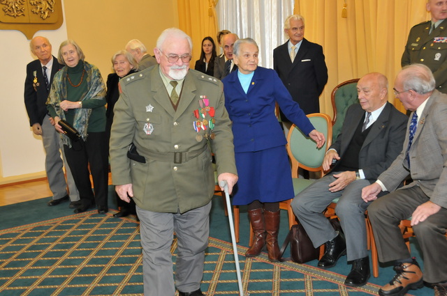 Předvánoční setkání s veterány (8)