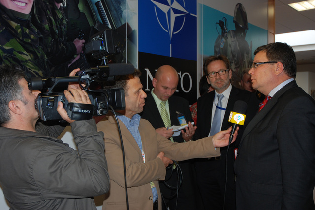 S velvyslancem při NATO Martinem Povejšilem        