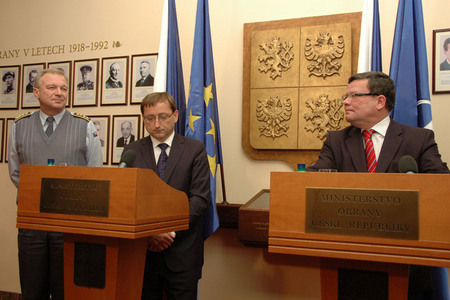 Z tiskové konference