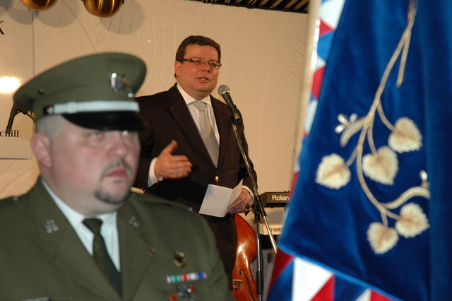 Ministr obrany při úvodním proslovu
