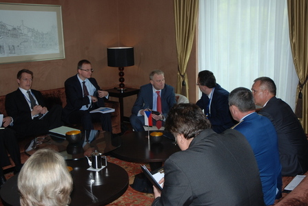 Z jednání delegací MO ČR a SR (1)