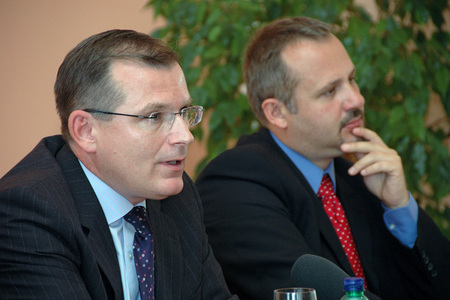 Diskutujme víc o armádě, vyzývají tvůrci Bílé knihy veřejnost