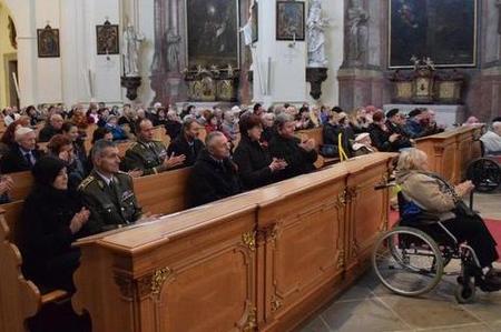 Koncert v Břevnovském klášteře potěšil válečné veterány 