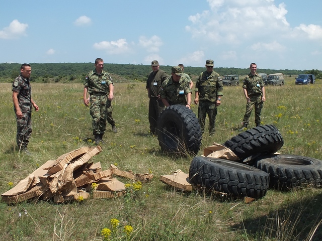 Shoz pneumatik z amerického letadla C13