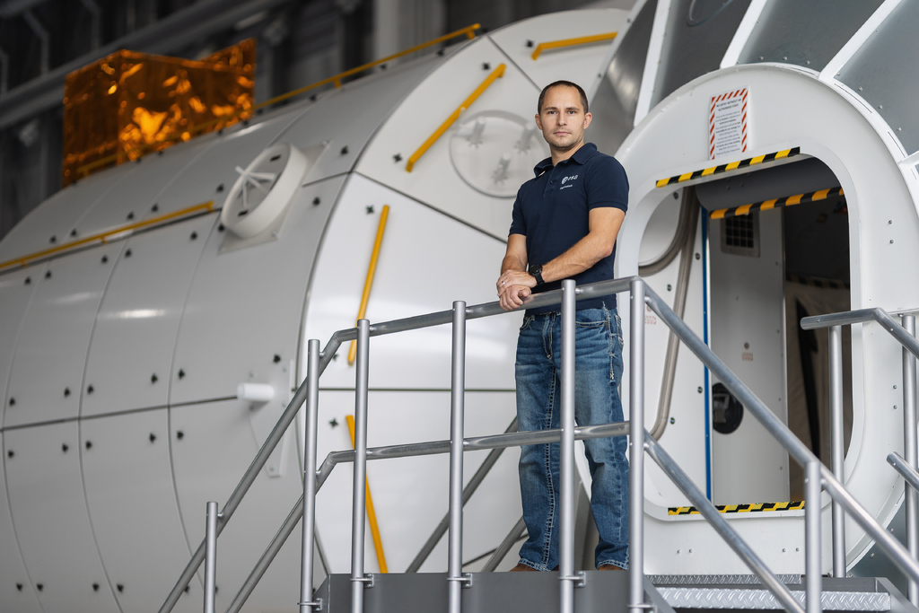 Český astronaut a bojový pilot Armády ČR Aleš Svoboda vstupuje do třetí fáze výcviku v Evropském středisku astronautů