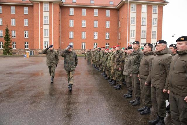 Slavnostní nástup k zahájení cvičení European Effort