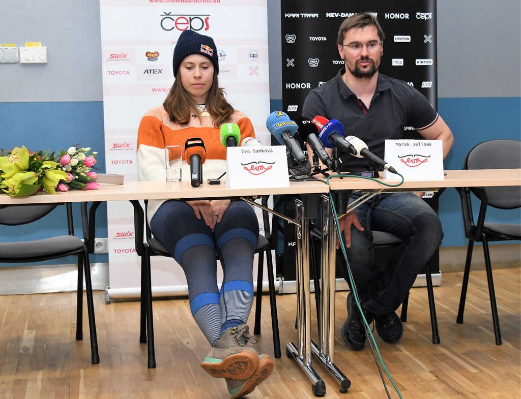 Eva Samková a její trenér Marek Jelínek