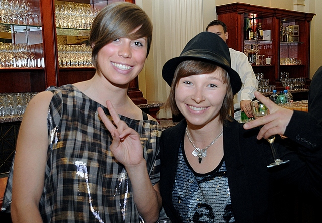Eva Samková a Šárka Pančochová.jpg