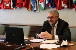 Ministr obrany Lubomír Metnar během videokonference s francouzskou ministryní obrany