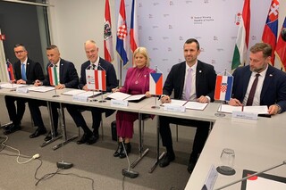 Druhý den se k jednání na úrovni ministrů obrany připojili představitelé zemí Západního Balkánu