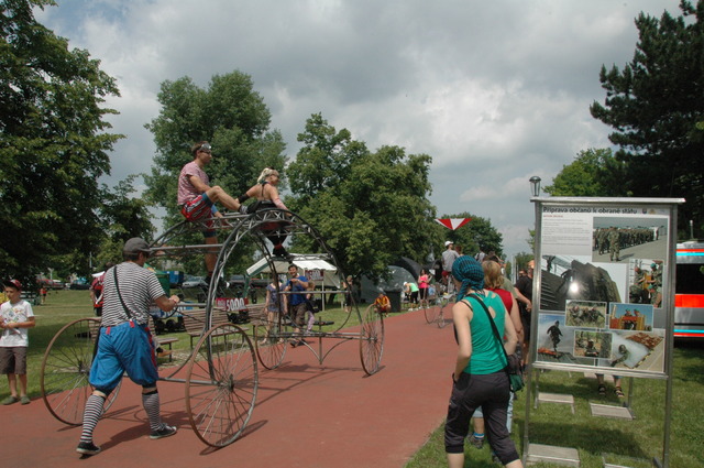 Festival Kašpárkohraní doprovázel bohatý program včetně Armády ČR
