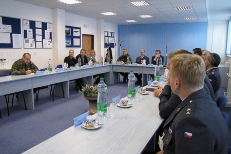 Úvodní briefing velitele brigády (1)