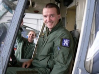 Cítil jsem se jako součást dobře fungujícího stroje, říká pilot vrtulníku