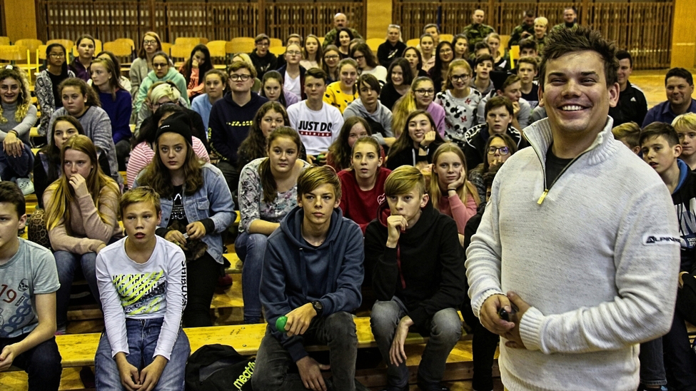 Těším se, až budu nosit na rukávu českou vlajku, říká náš kolega o službě v aktivní záloze