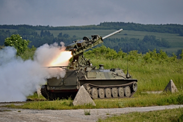 Bojové střelby z protiletadlových raketových kompletů S-10M
