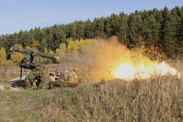 Strakoničtí vojáci poprvé stříleli z protiletadlového raketového kompletu RBS-70 NG.