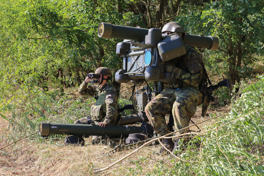 Strakoničtí vojáci zahájili přípravu do zahraniční operace | Armáda ČR