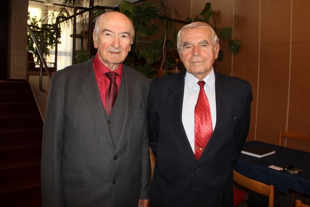 Setkání se zúčastnili generálporučík v. v. Karol Seneši a generálporučík v. v. Ladislav Tomeček (zleva)