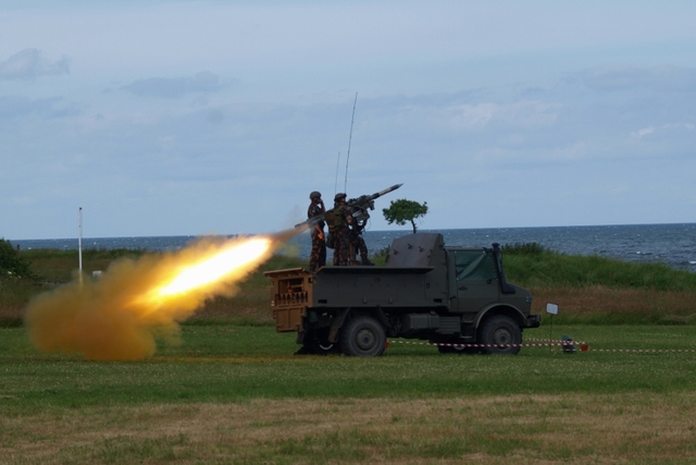 Střelby z protiletadlového raketového kompletu MISTRAL z výzbroje maďarských ozbrojených sil (2). 