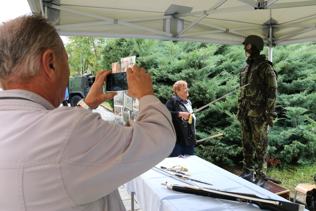 Fotoaparáty dostaly na dni otevřených dveří zabrat