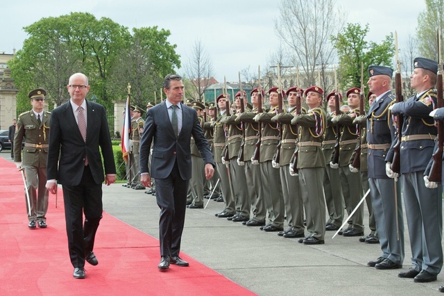 Z návštěvy generálního tajemníka NATO v ČR 3