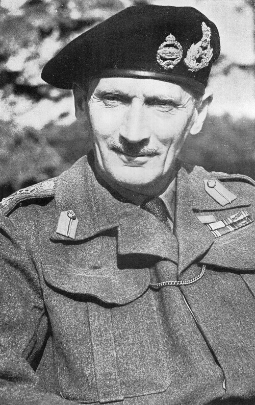 Generál Montgomery velel 21. skupině armád. 