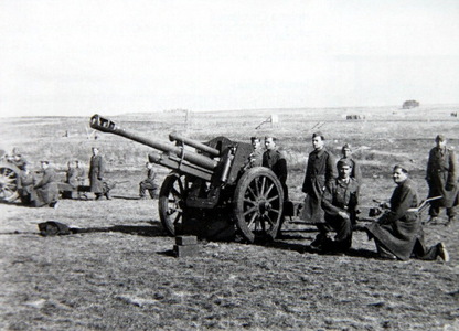 Výcvik 105 mm houfnice
