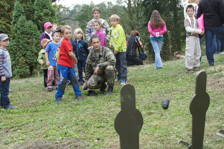 Vojáci vzdělávali děti na diecézní pouti v Bechyni