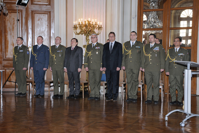 Hosté slavnostního ceremoniálu v historickém sále Zámku Slavkov