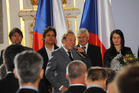 Hymnu zazpíval Karel Gott