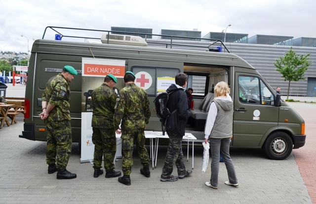 IDET 2013 - ATOS, mobilní odběrové centrum Ústřední vojenské nemocnice