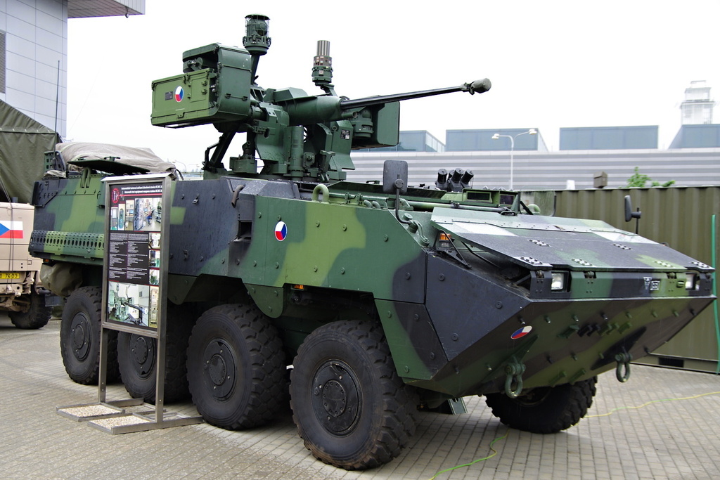 IDET 2015_venkovní expozice_Pandur II