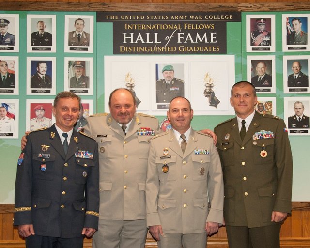 Brigádní generál Jiří Verner, generálmajor Ján Gurník, podplukovník Vlastimil Duchoň, podplukovník Petr Svoboda