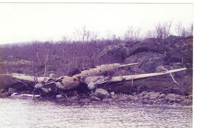 Pe-2 po vytažení z vody