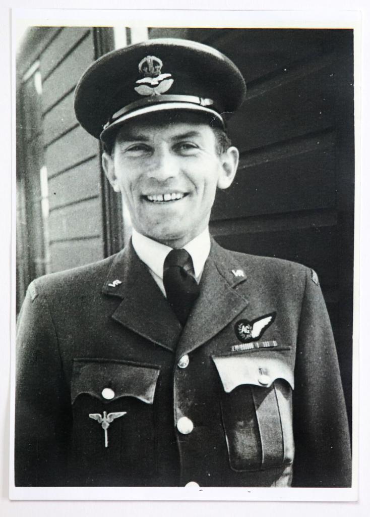 Letec RAF Karel Janšt 